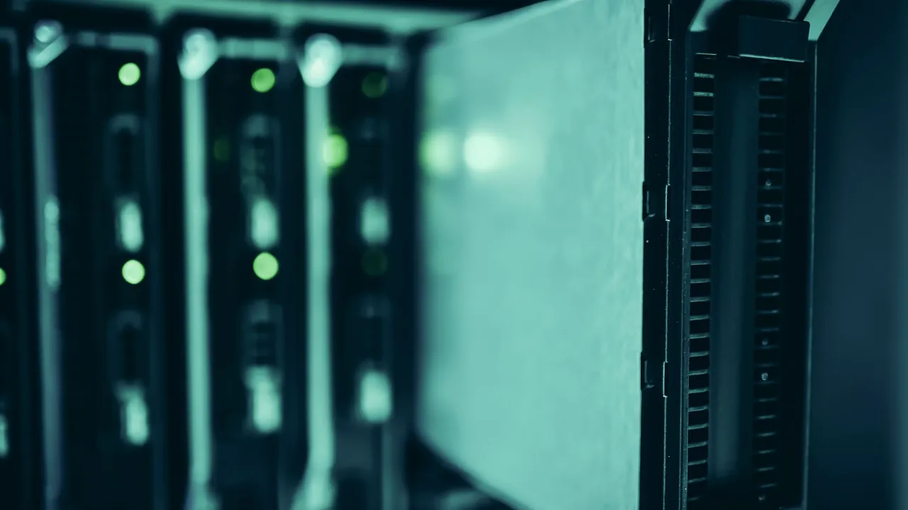 midjourney api vs stable diffusion api — server infrastructure comparison